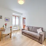 Apartment Red House Terrace Private - Happy Baveno