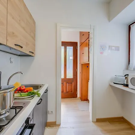 Red House Terrace Private - Happy Apartment *