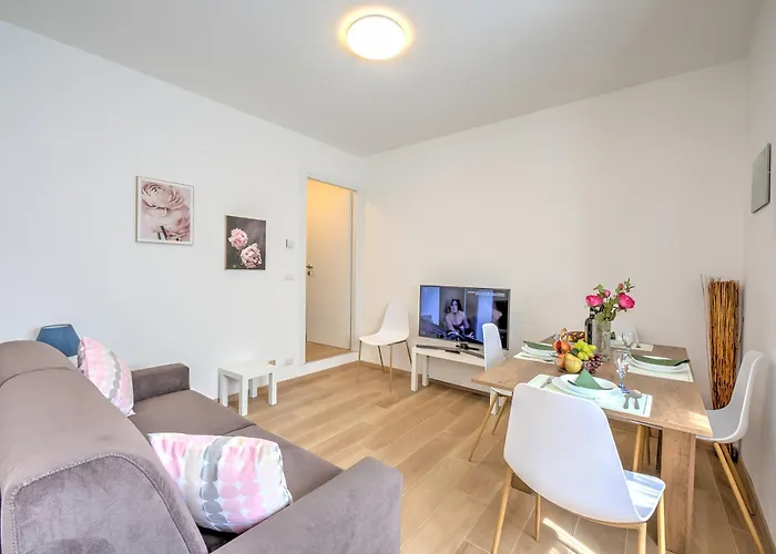 Red House Terrace Private - Happy Apartament