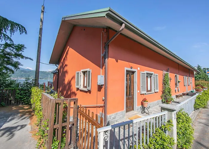 Red House Terrace Private - Happy Apartament